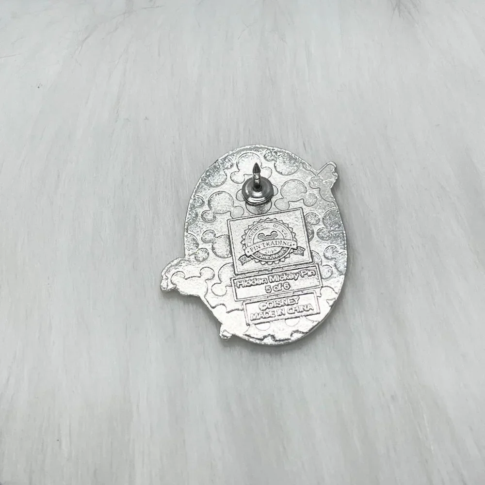 🔮 5/$25‎ Disney Mickey's Toontown Man With Wings Pin